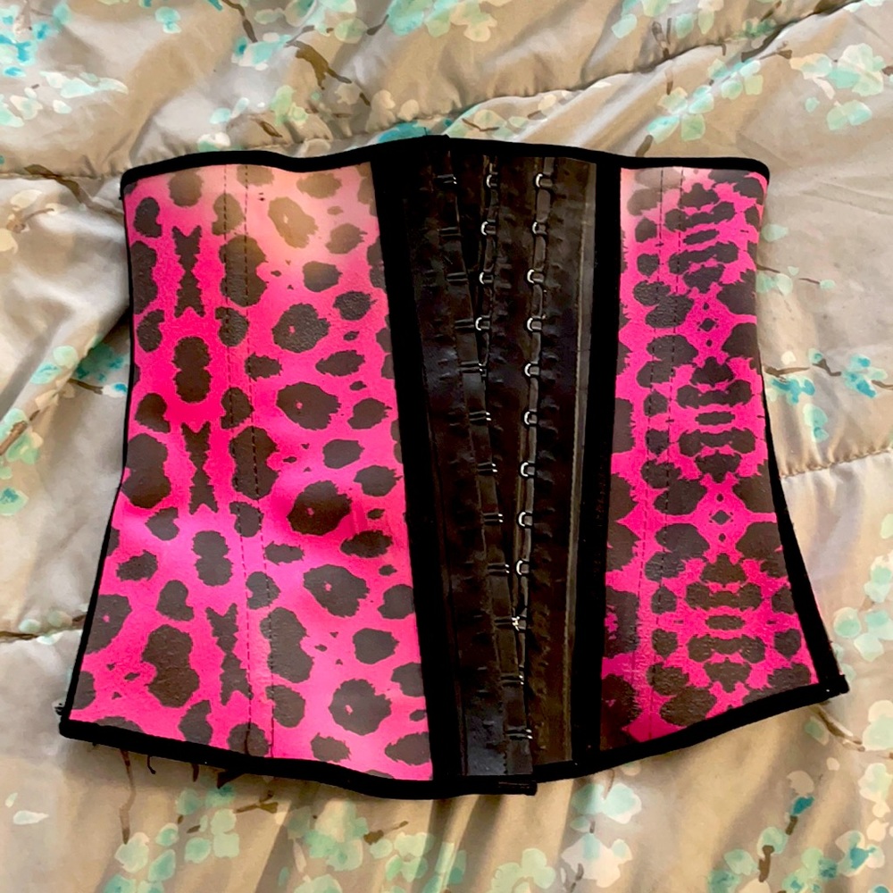 Pink cheetah print waist trainer